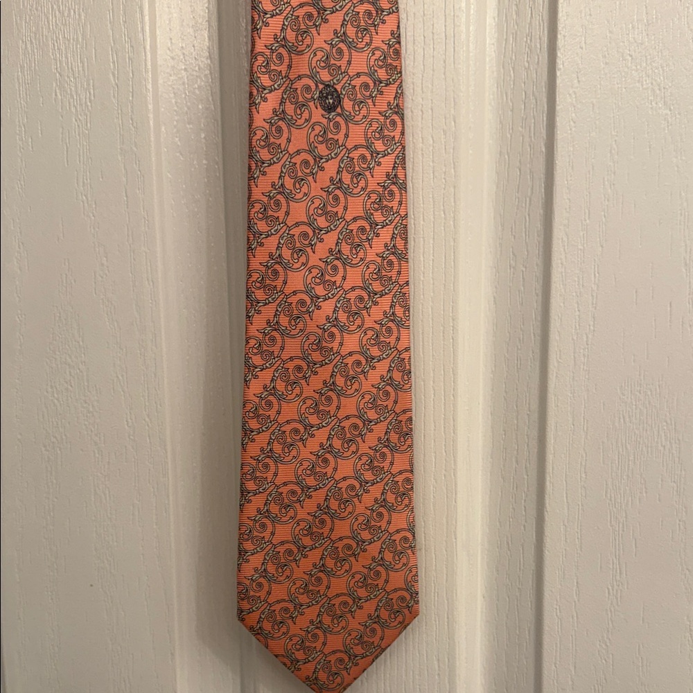 Elegant Orange Patterned Tie